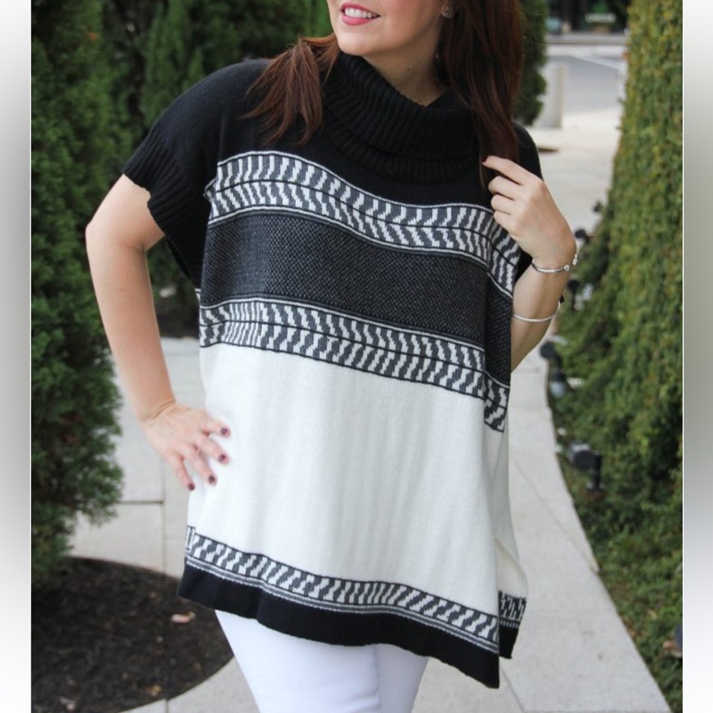 Old Navy- Black and White Turtleneck Sweater Poncho, M/L